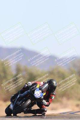 media/Nov-02-2025-CVMA (Sun) [[337aff29ab]]/Race 8-Formula Lightweight Twins Shootout/